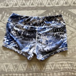 Fleo, low rise contour shorts, size S